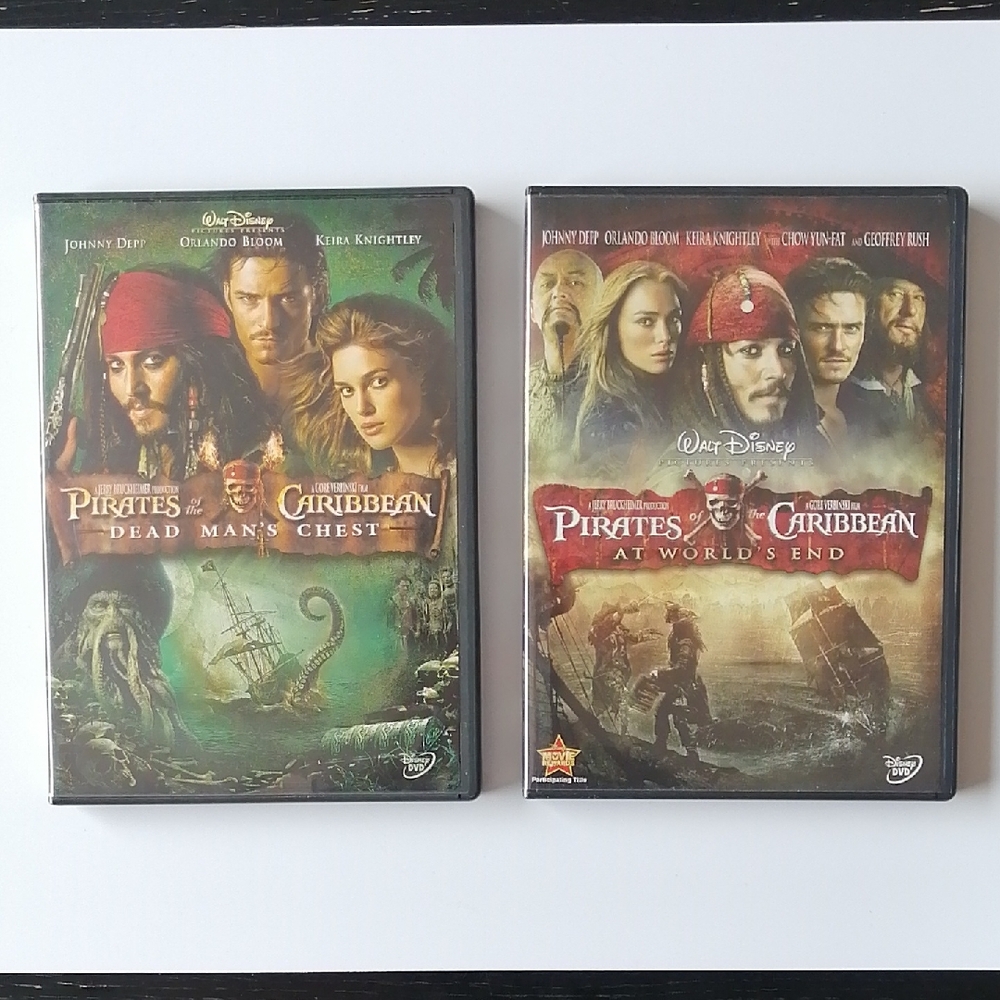 🌷3/$25🌷Disney Pirates of the Caribbean DVD Set (2)